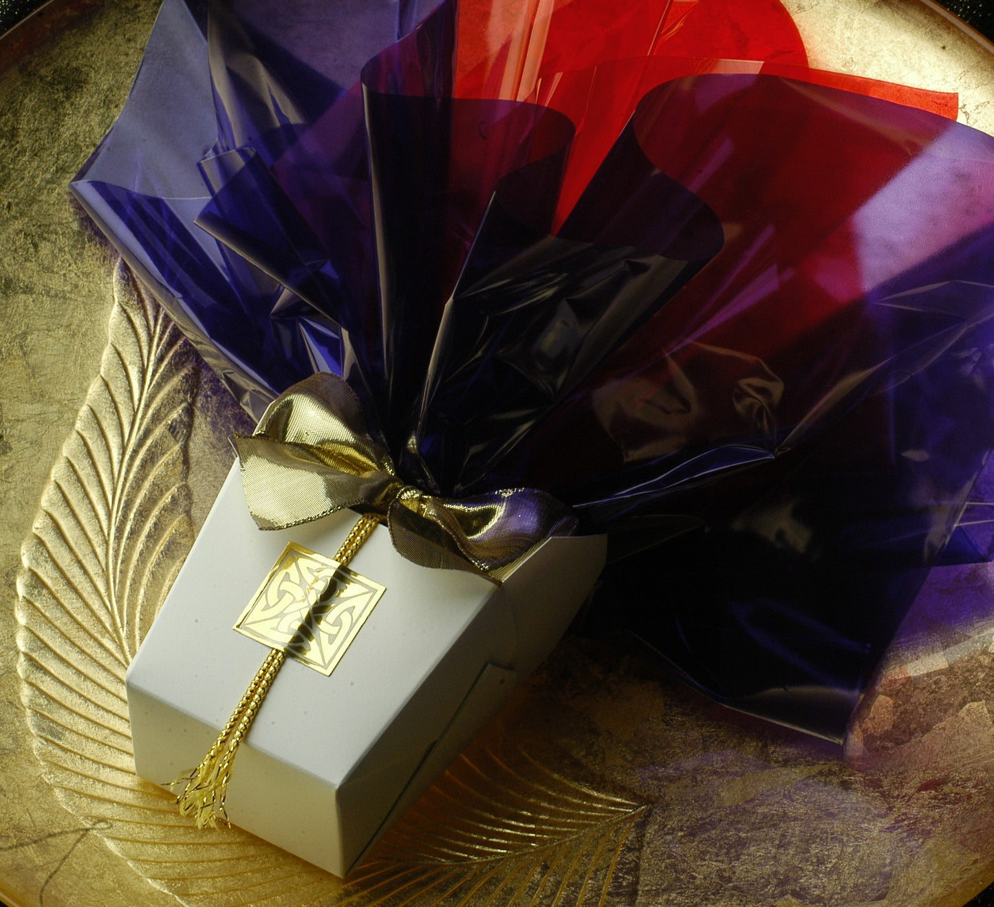 Medium – 24 pc Chocolate Silk Box (4 flavors)