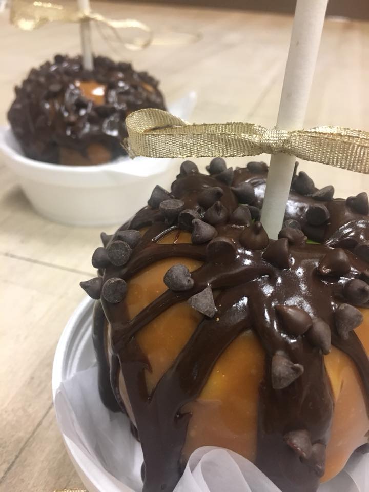 Caramel Silk Apples