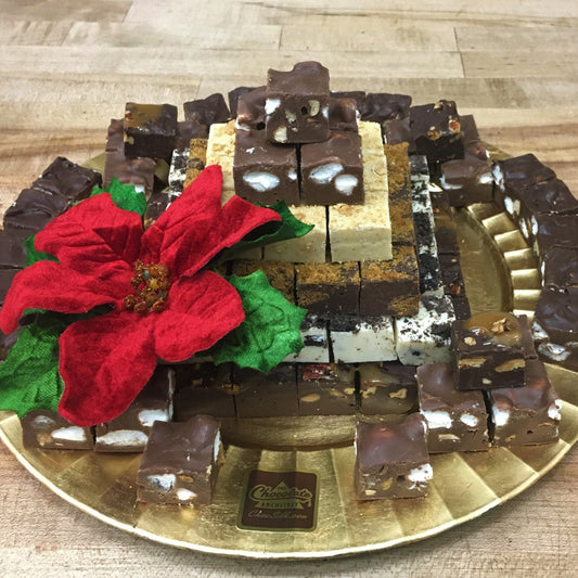 50 PC Pyramid – Gold Acrylic Tray (3 flavors)